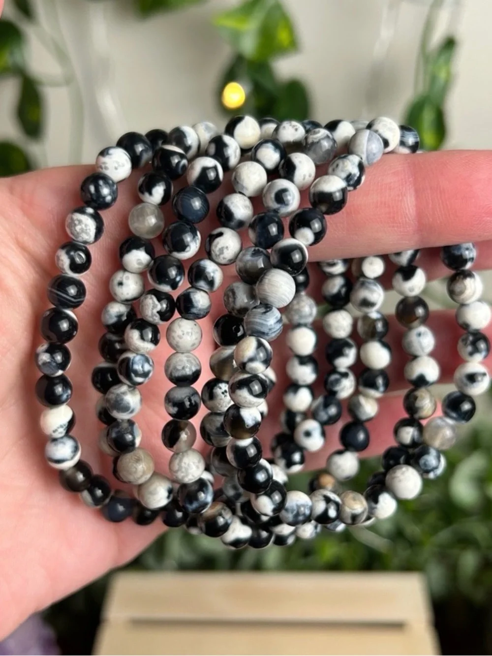 ONE Orca Agate 6mm Stretch Bracelet